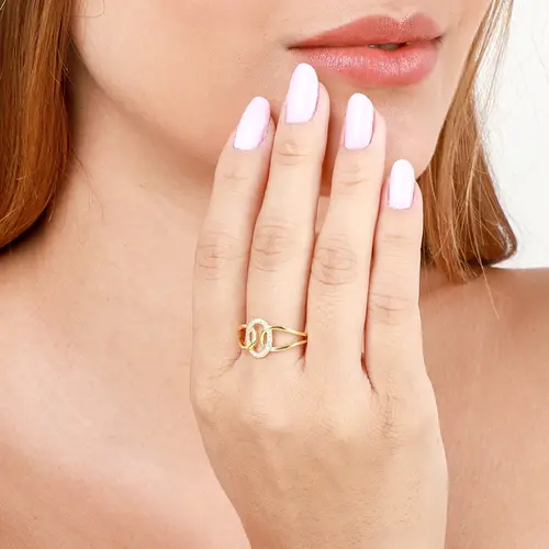 ANEL SEMIJOIA OVAL CRAVEJADO COM DETALHE VAZADO - LUIZA MOTA REF. 262051