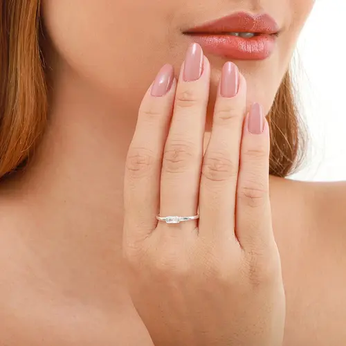 ANEL PRATA 925 COM DETALHE BAGUETE - LUIZA MOTA REF. 262445